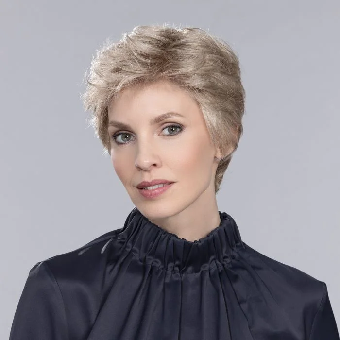 Short wig with a curly texture for a playful and youthful vibe Alba Comfort wig - Ellen Wille Hairpower Collection